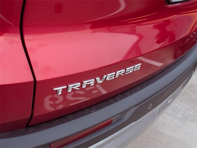 new 2025 Chevrolet Traverse car, priced at $39,702