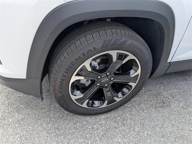 new 2025 Chevrolet Equinox car, priced at $24,847