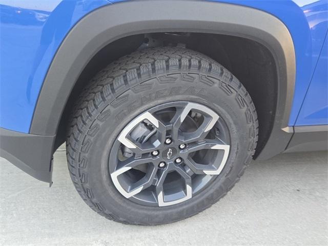 new 2025 Chevrolet Equinox car, priced at $30,438