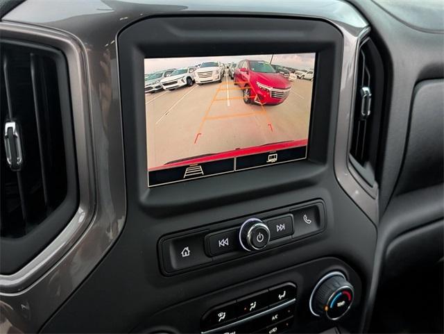 new 2025 Chevrolet Silverado 1500 car, priced at $38,671