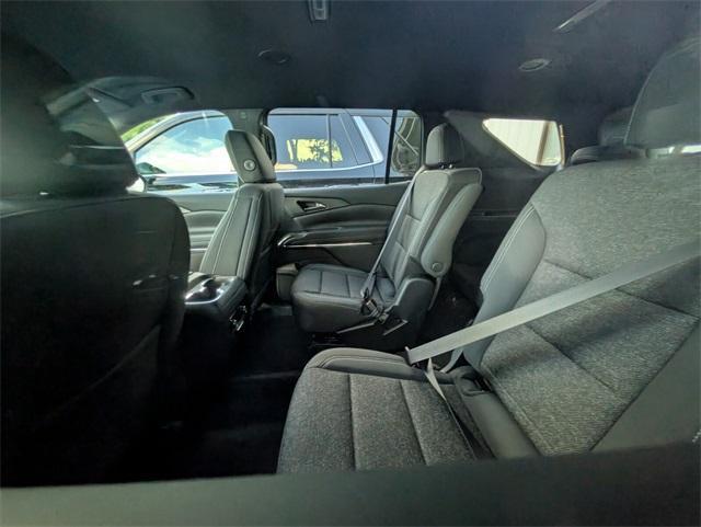 new 2026 Chevrolet Traverse car, priced at $39,528