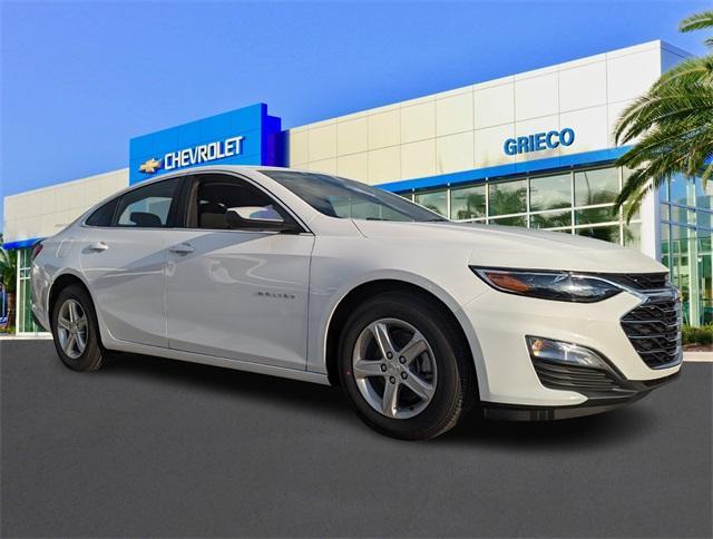 new 2024 Chevrolet Malibu car, priced at $20,526