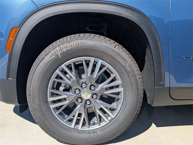 new 2026 Chevrolet Traverse car, priced at $39,326