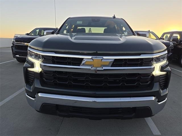 new 2025 Chevrolet Silverado 1500 car, priced at $41,639