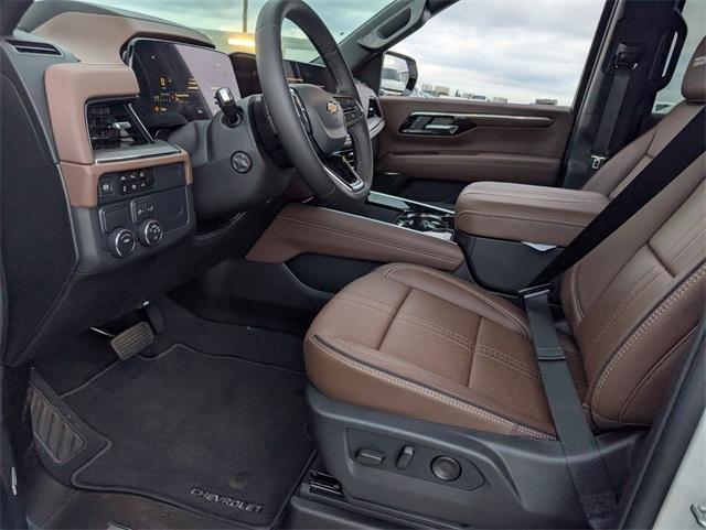new 2025 Chevrolet Suburban car, priced at $77,211
