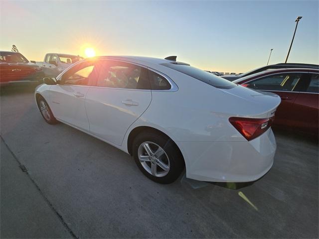 new 2024 Chevrolet Malibu car, priced at $21,508