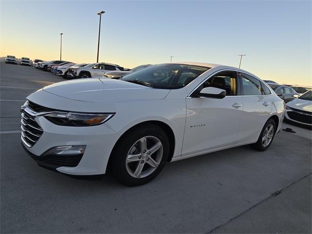 new 2024 Chevrolet Malibu car, priced at $21,508