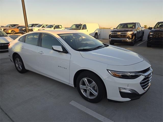 new 2024 Chevrolet Malibu car, priced at $21,508