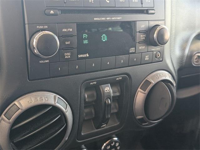 used 2015 Jeep Wrangler Unlimited car, priced at $16,932