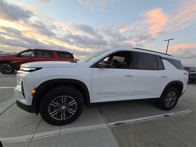 new 2024 Chevrolet Traverse car, priced at $40,405