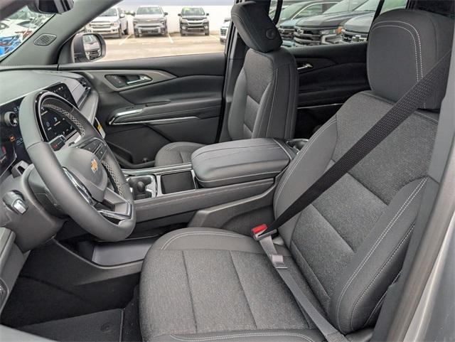 new 2026 Chevrolet Traverse car, priced at $43,548
