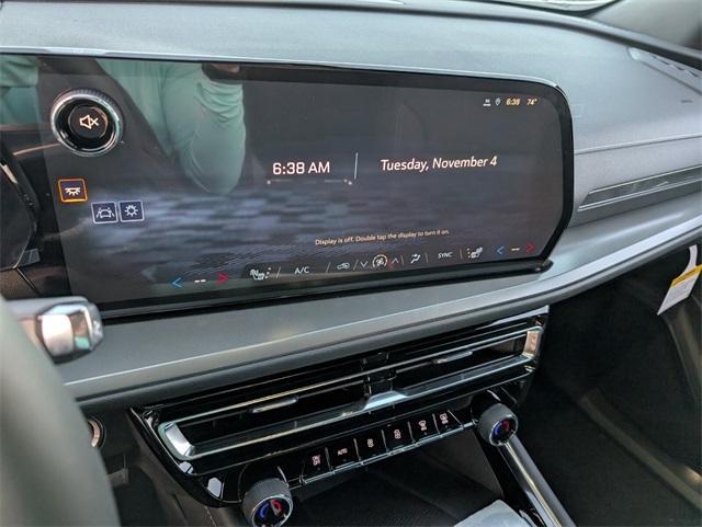 new 2026 Chevrolet Traverse car, priced at $41,778