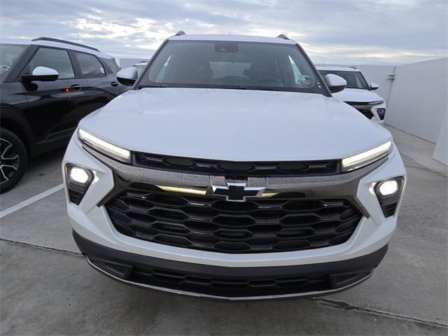 new 2025 Chevrolet TrailBlazer car, priced at $25,135