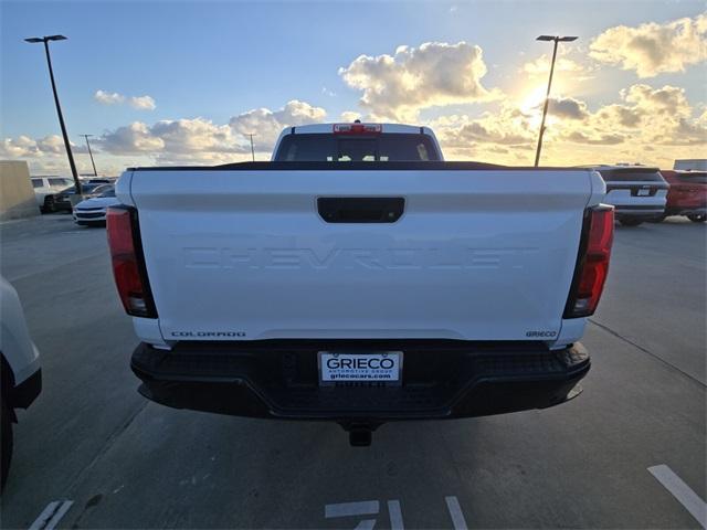 new 2024 Chevrolet Colorado car