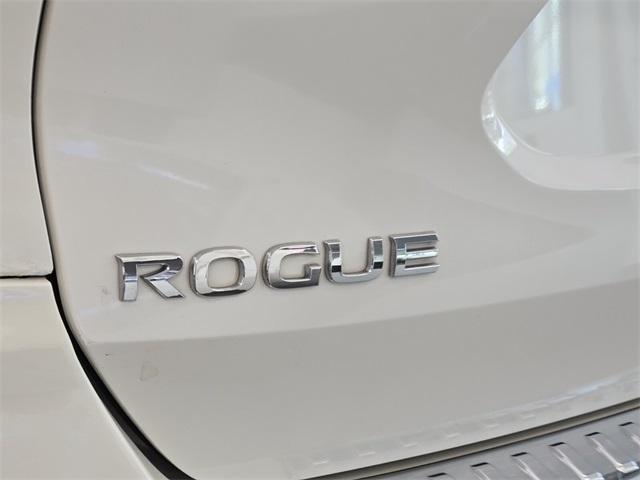 used 2018 Nissan Rogue car, priced at $14,475