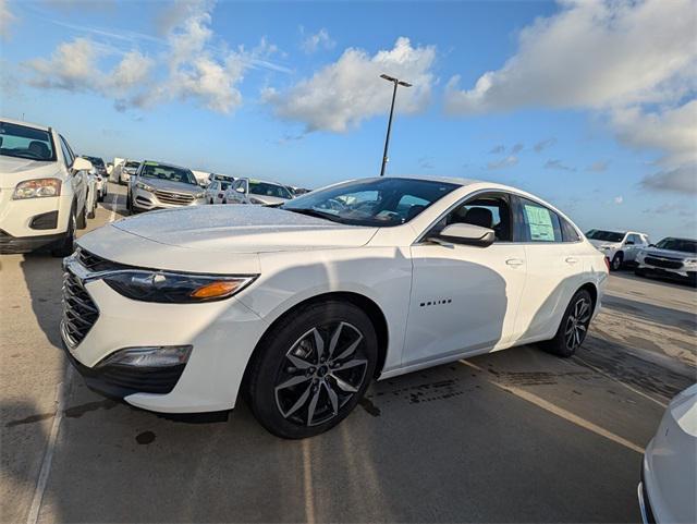 new 2024 Chevrolet Malibu car, priced at $22,162