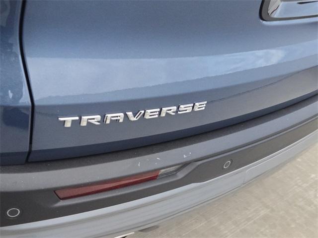 new 2025 Chevrolet Traverse car, priced at $42,495