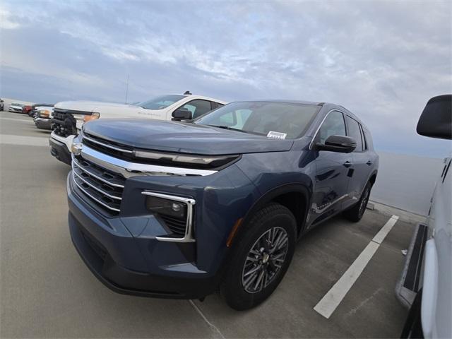 new 2025 Chevrolet Traverse car, priced at $42,495