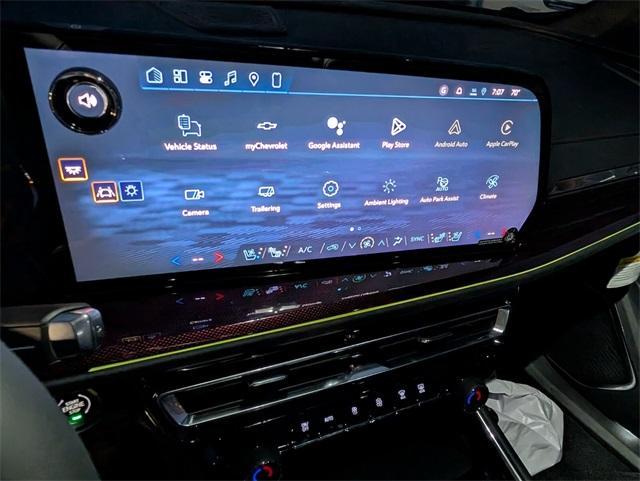 new 2026 Chevrolet Traverse car, priced at $53,270