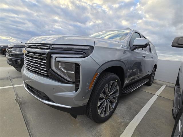 new 2025 Chevrolet Suburban car, priced at $86,195