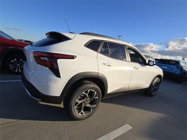 new 2025 Chevrolet Trax car, priced at $23,959