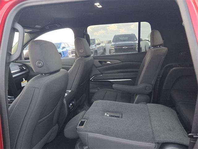 new 2025 Chevrolet Traverse car, priced at $39,981