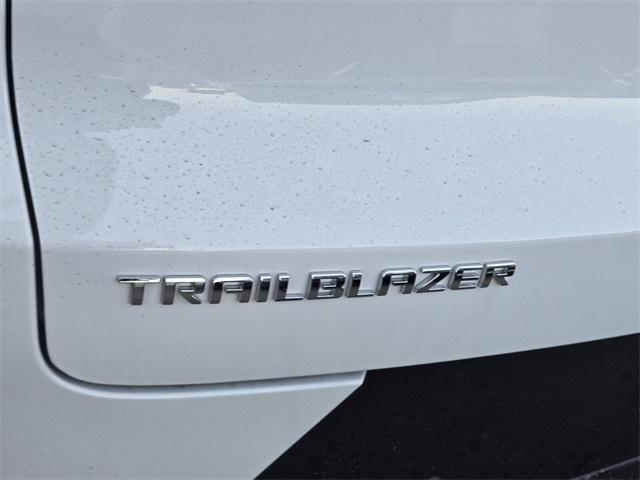 new 2025 Chevrolet TrailBlazer car, priced at $24,153