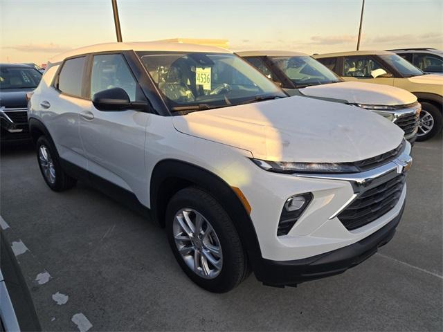 new 2025 Chevrolet TrailBlazer car, priced at $24,153