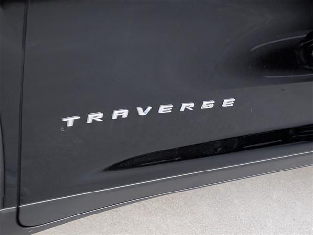new 2025 Chevrolet Traverse car, priced at $44,296