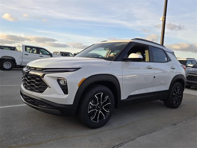 new 2025 Chevrolet TrailBlazer car, priced at $25,019