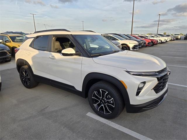 new 2025 Chevrolet TrailBlazer car, priced at $25,019