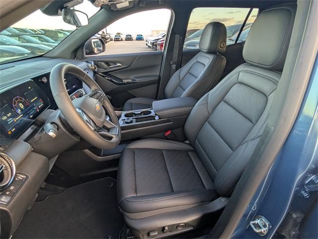 new 2026 Chevrolet Equinox car, priced at $28,040