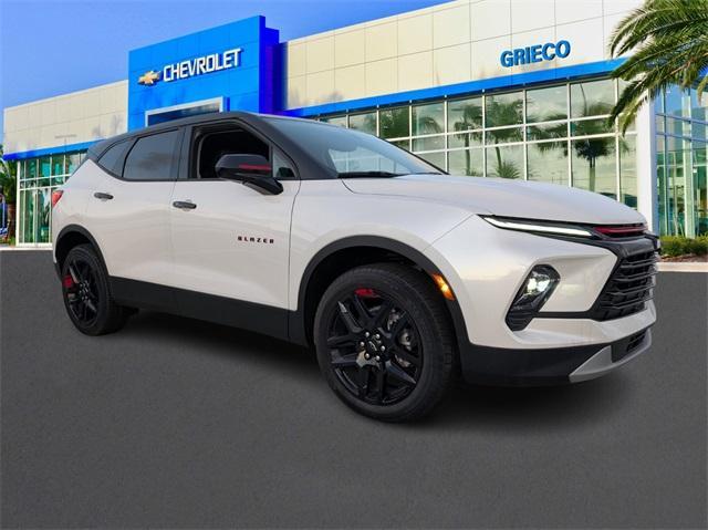 new 2025 Chevrolet Blazer car, priced at $32,611