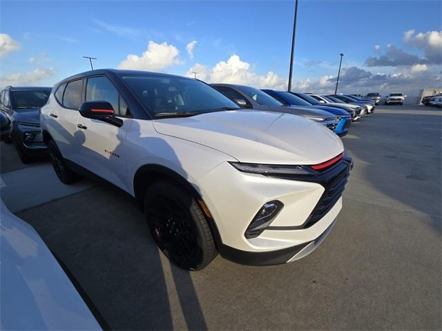 new 2025 Chevrolet Blazer car, priced at $36,611