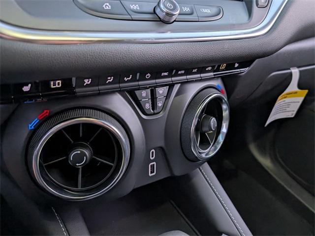 new 2025 Chevrolet Blazer car, priced at $32,611