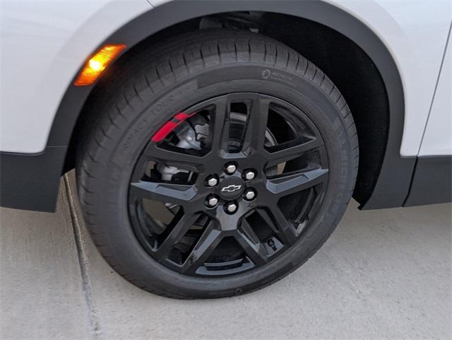new 2025 Chevrolet Blazer car, priced at $32,611