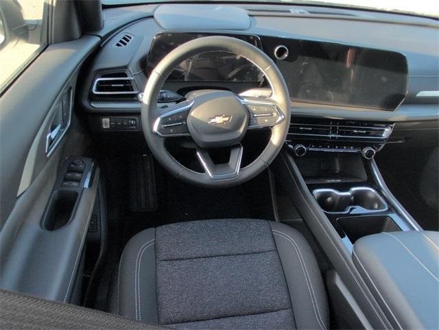 new 2025 Chevrolet Traverse car, priced at $40,226