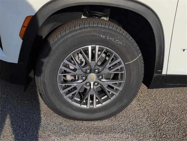 new 2025 Chevrolet Traverse car, priced at $40,226