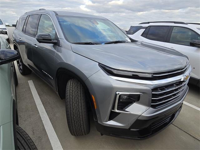 new 2025 Chevrolet Traverse car, priced at $54,995