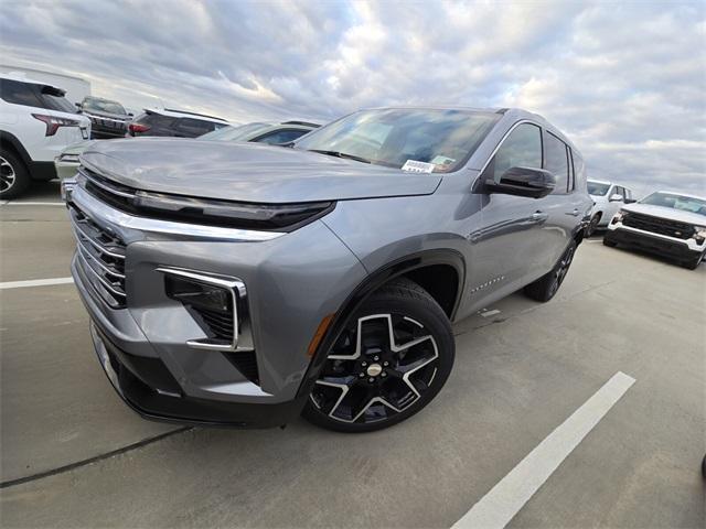 new 2025 Chevrolet Traverse car, priced at $54,995