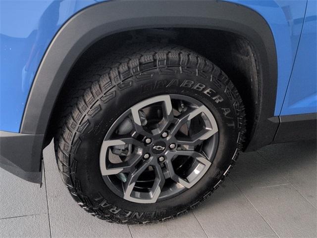 used 2025 Chevrolet Equinox car, priced at $30,000