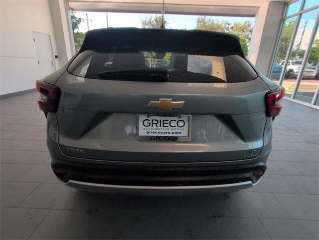 used 2024 Chevrolet Trax car, priced at $20,885