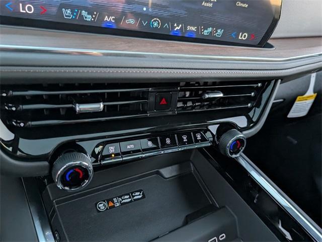 new 2025 Chevrolet Suburban car, priced at $84,110
