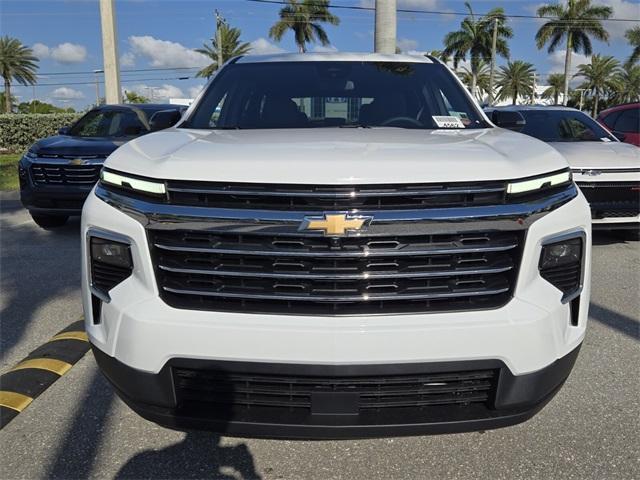 new 2025 Chevrolet Traverse car, priced at $40,543