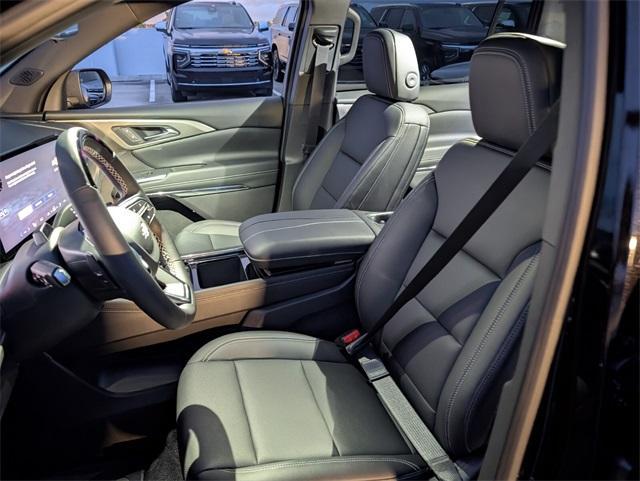 new 2026 Chevrolet Traverse car, priced at $43,970