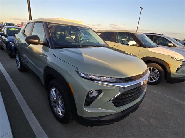 new 2025 Chevrolet TrailBlazer car, priced at $24,520