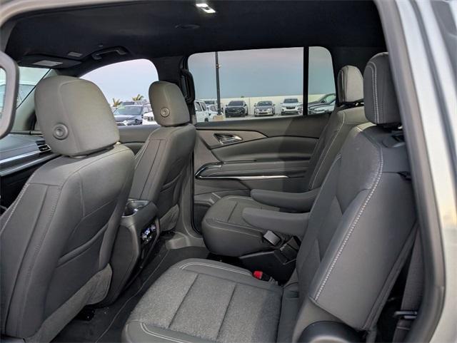new 2025 Chevrolet Traverse car, priced at $38,336
