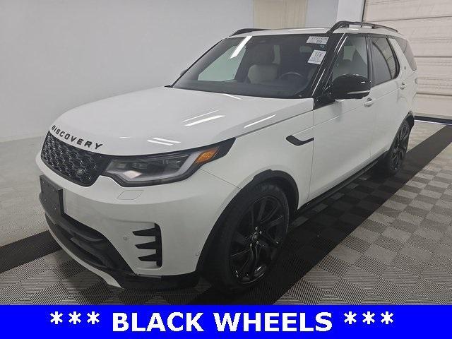 used 2022 Land Rover Discovery car, priced at $42,998