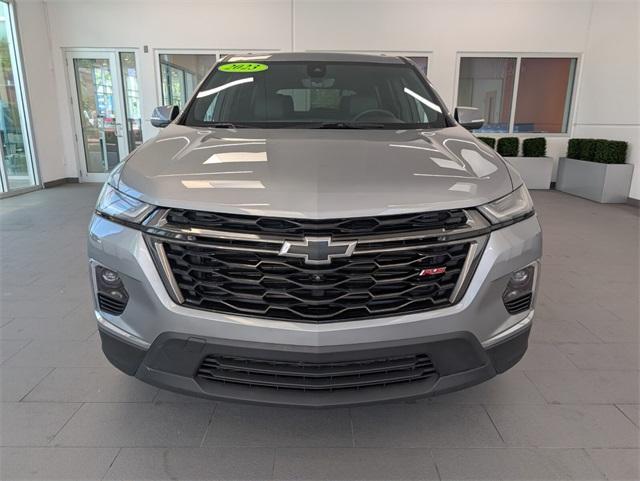 used 2023 Chevrolet Traverse car, priced at $32,571