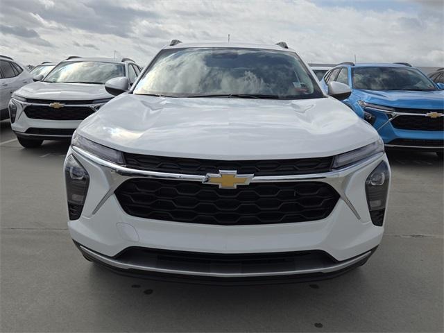 new 2025 Chevrolet Trax car, priced at $23,028